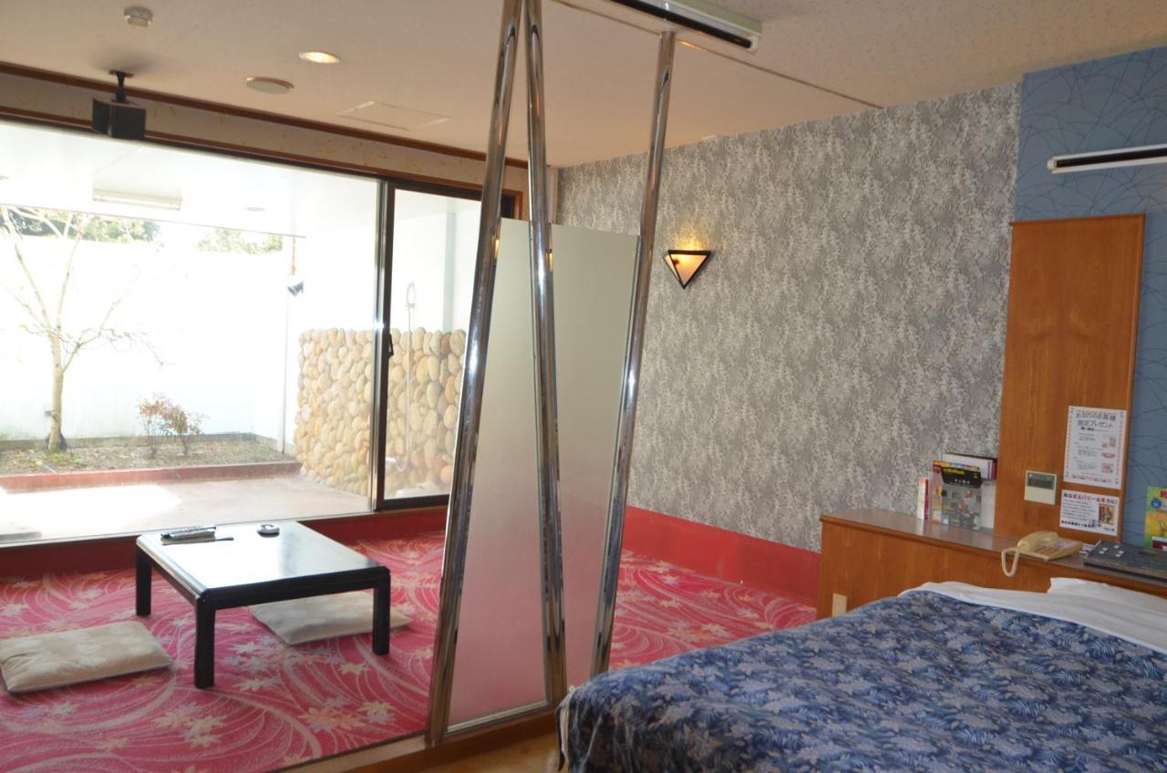 Hotel Silk No Mori (Adults Only) Tosu Exterior foto